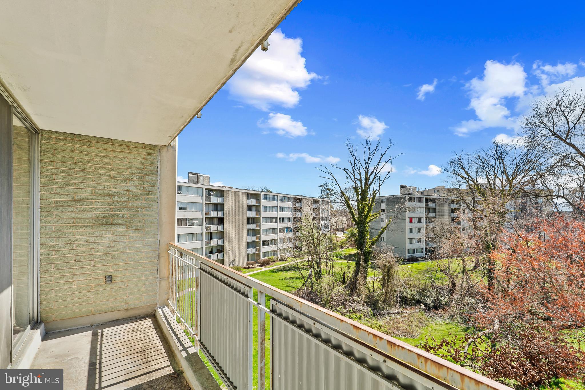 PRESIDENTIAL PARK - Residential