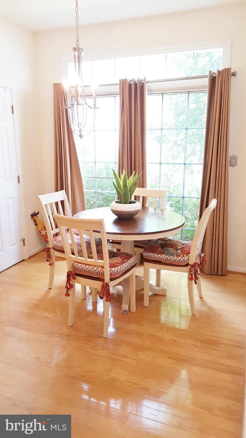 ASHBURN VILLAGE - Residential