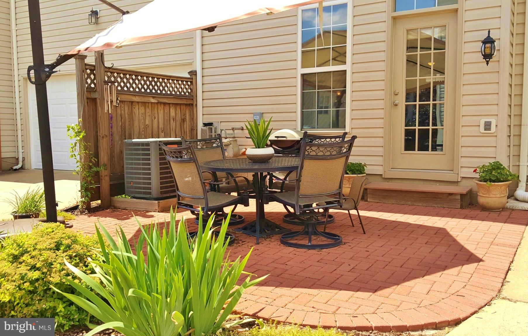 ASHBURN VILLAGE - Residential