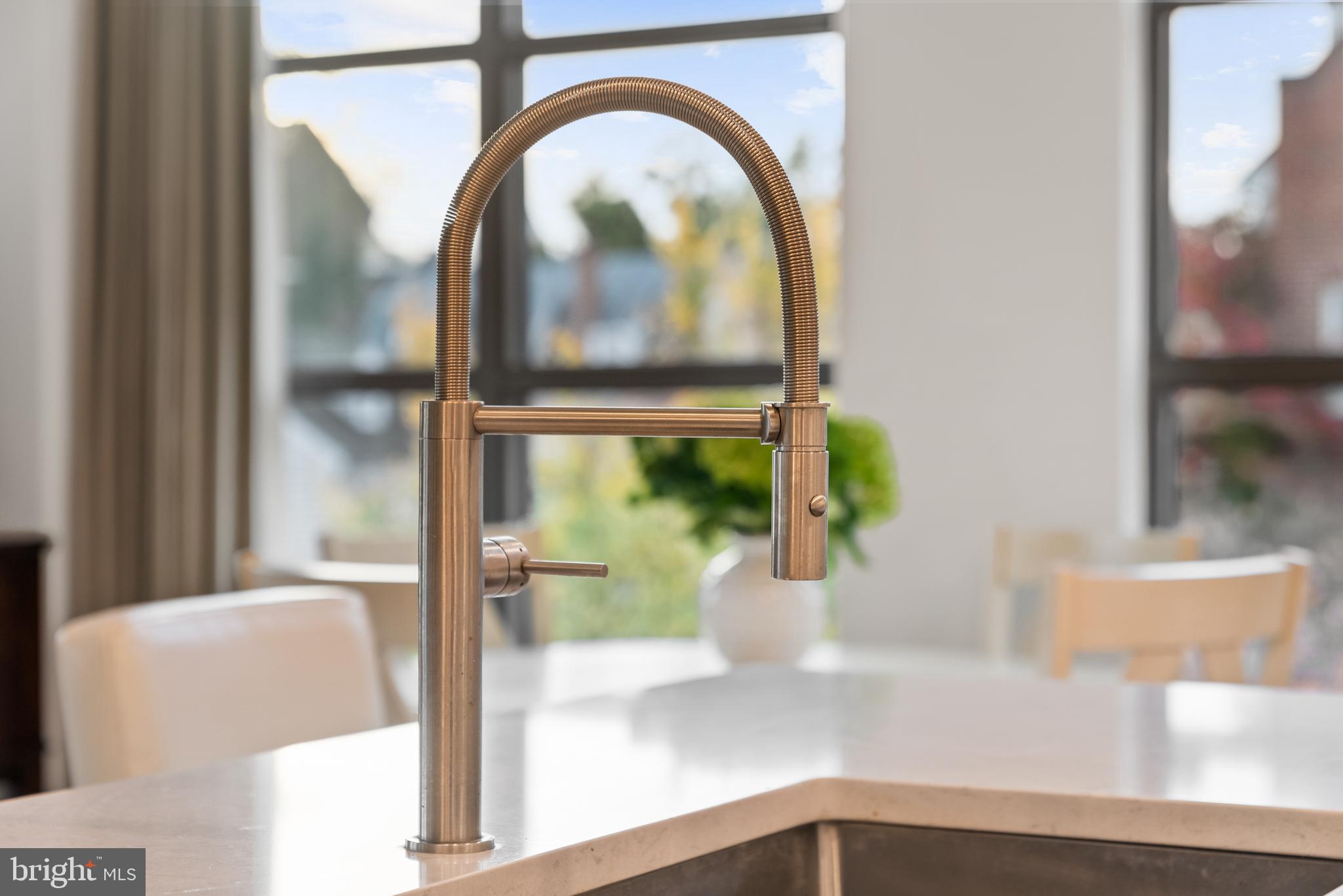 ROBINSON LANDING - Residential