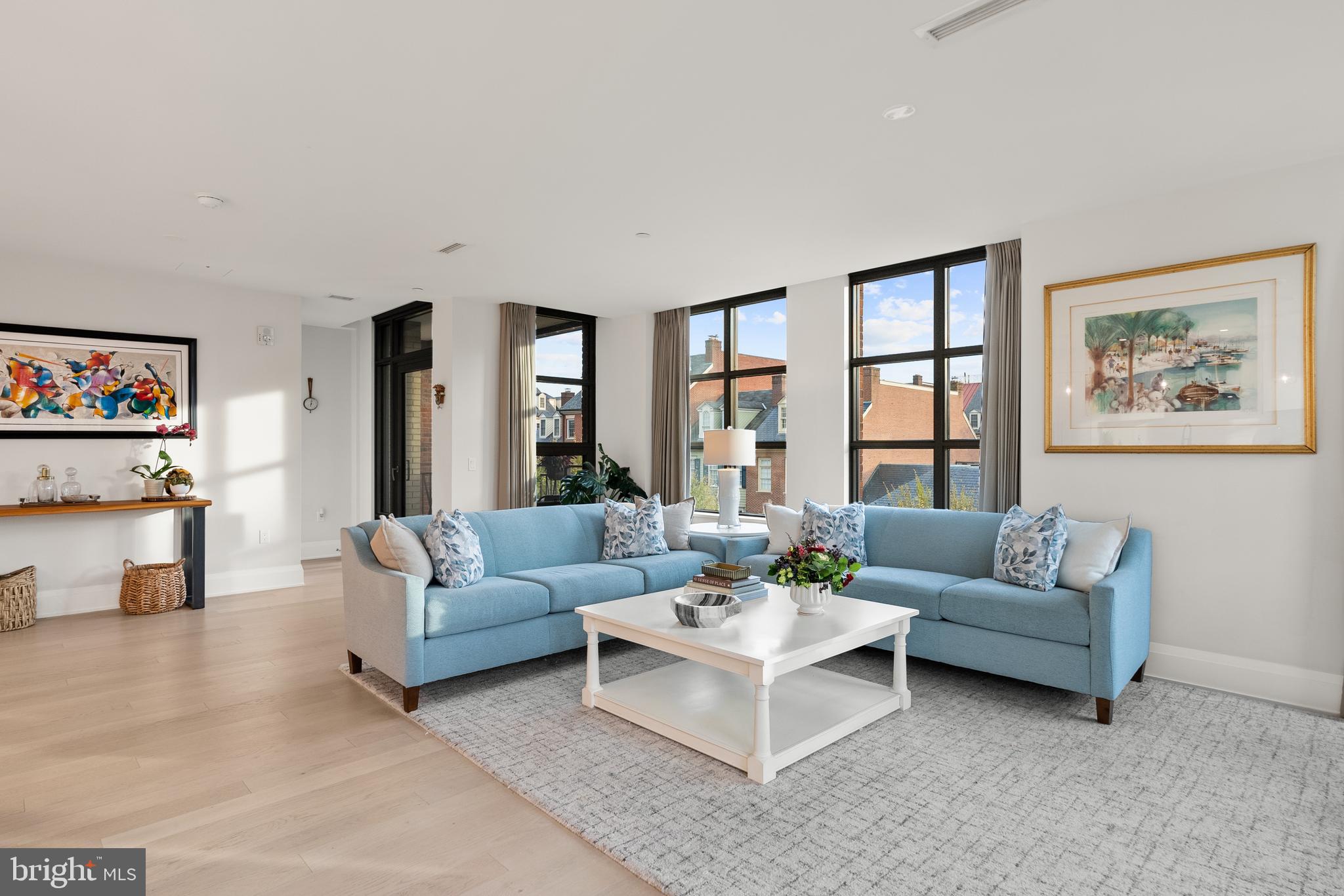 ROBINSON LANDING - Residential