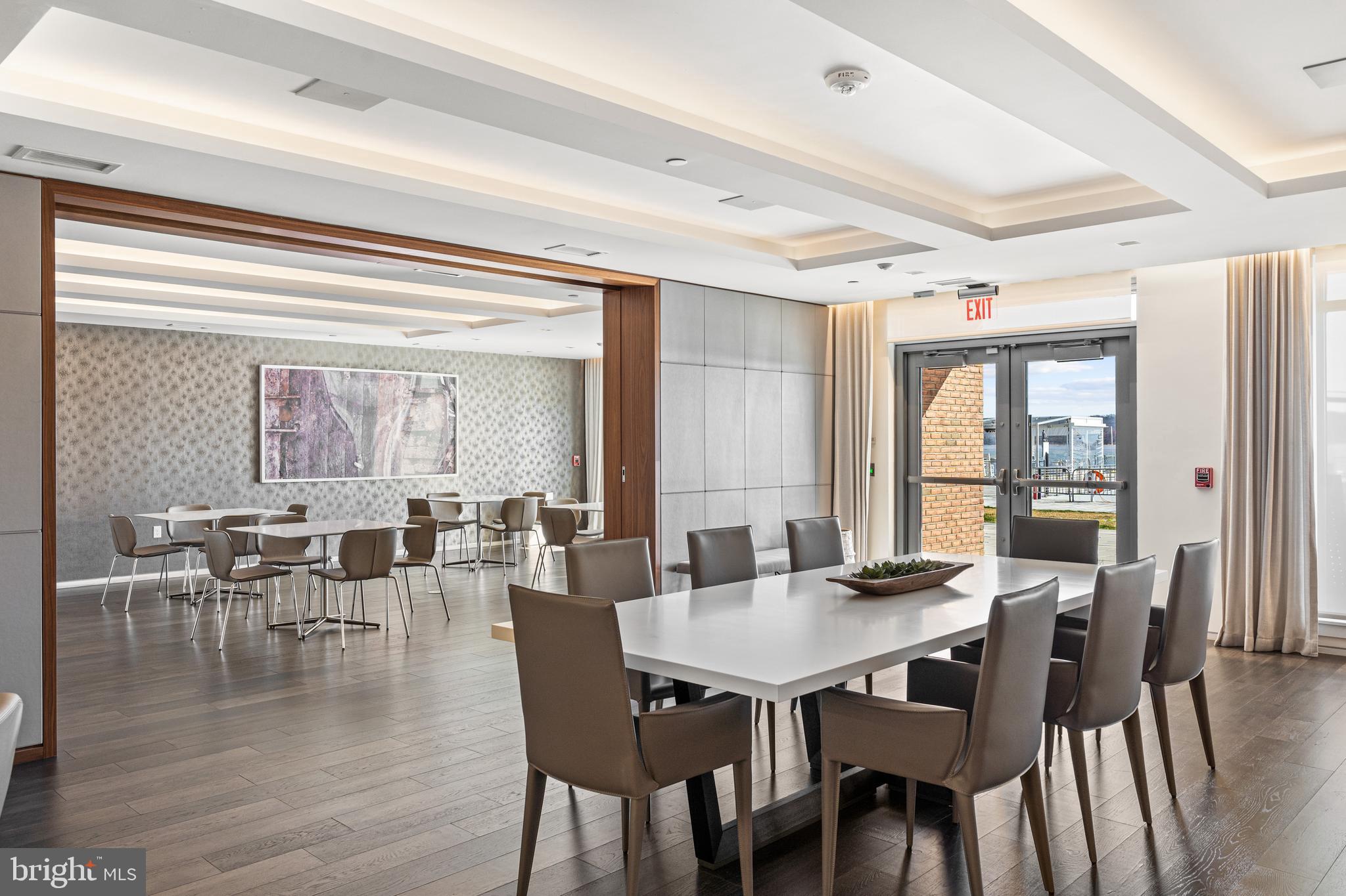 ROBINSON LANDING - Residential