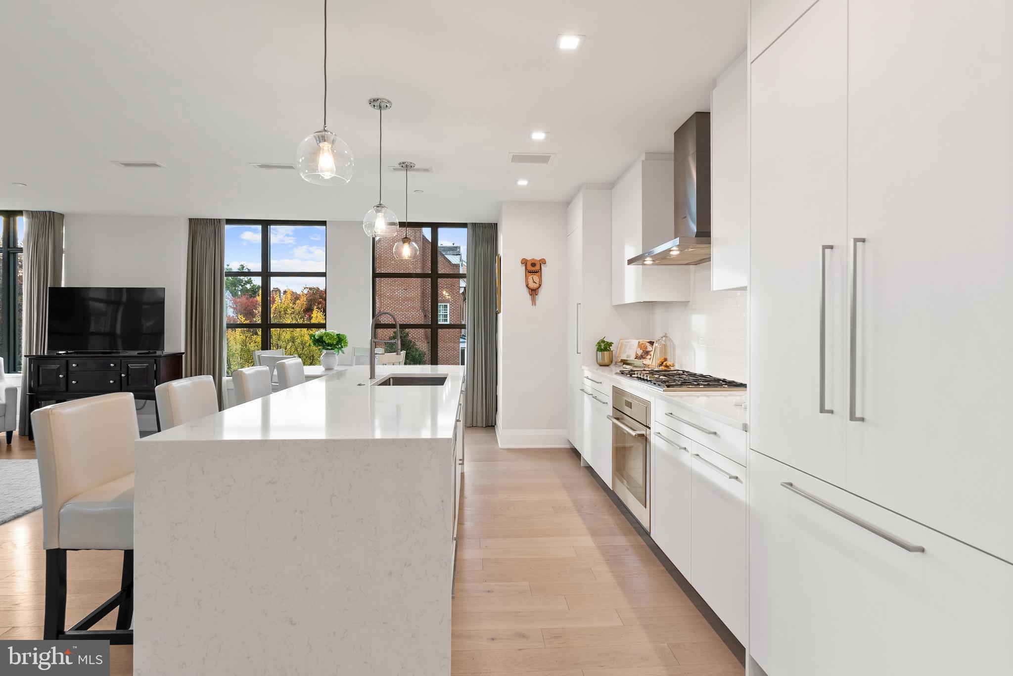 ROBINSON LANDING - Residential