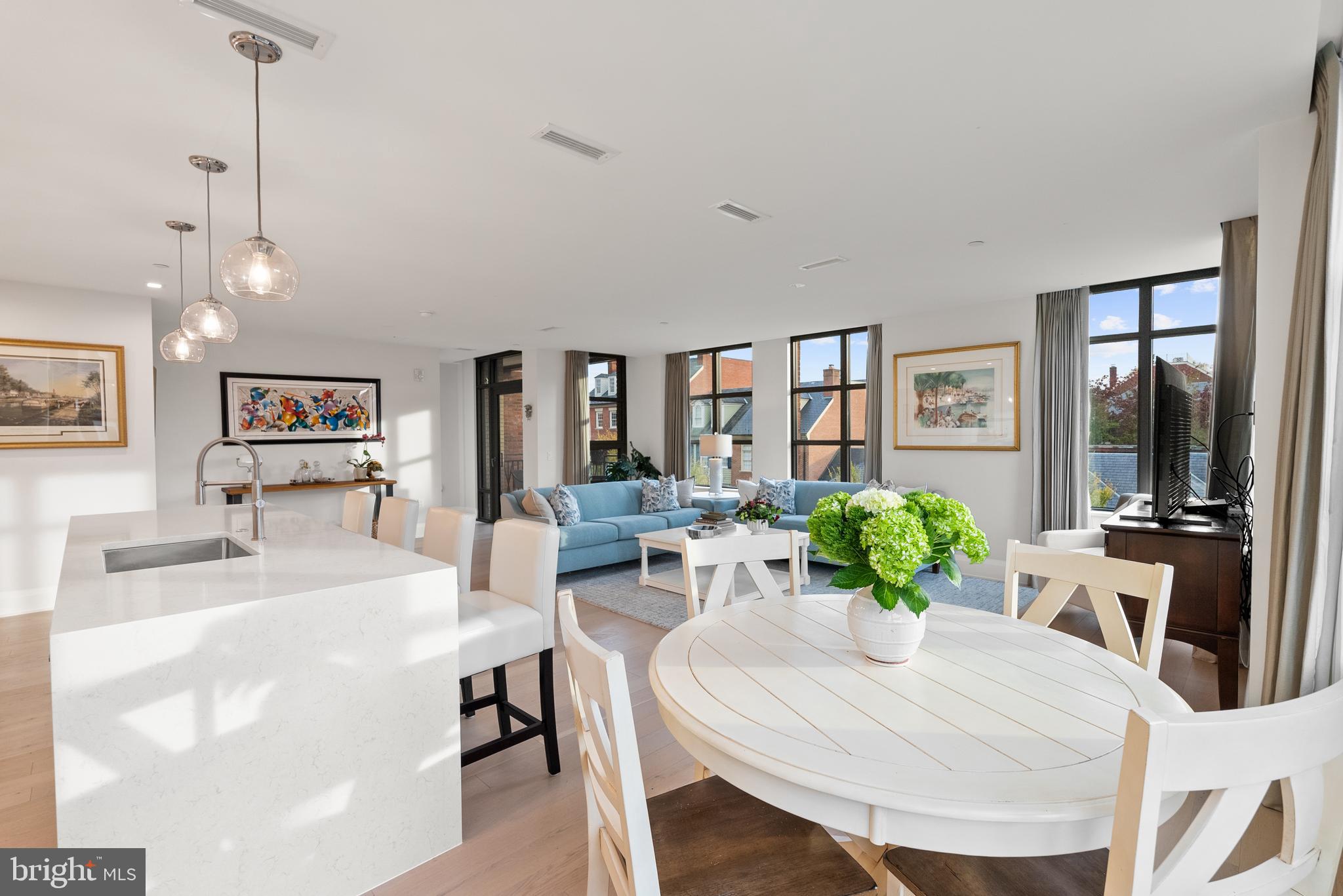 ROBINSON LANDING - Residential