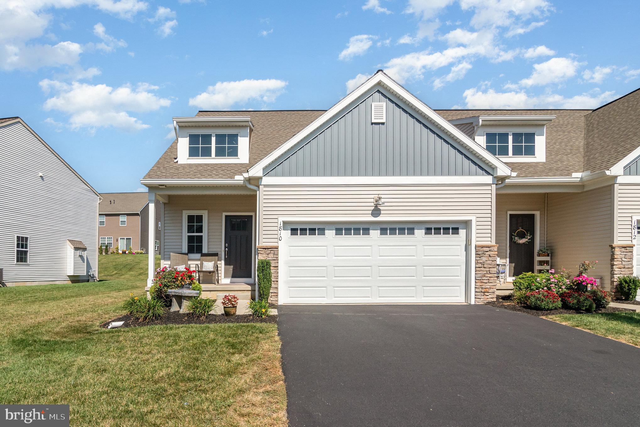 1810 SHADY LANE