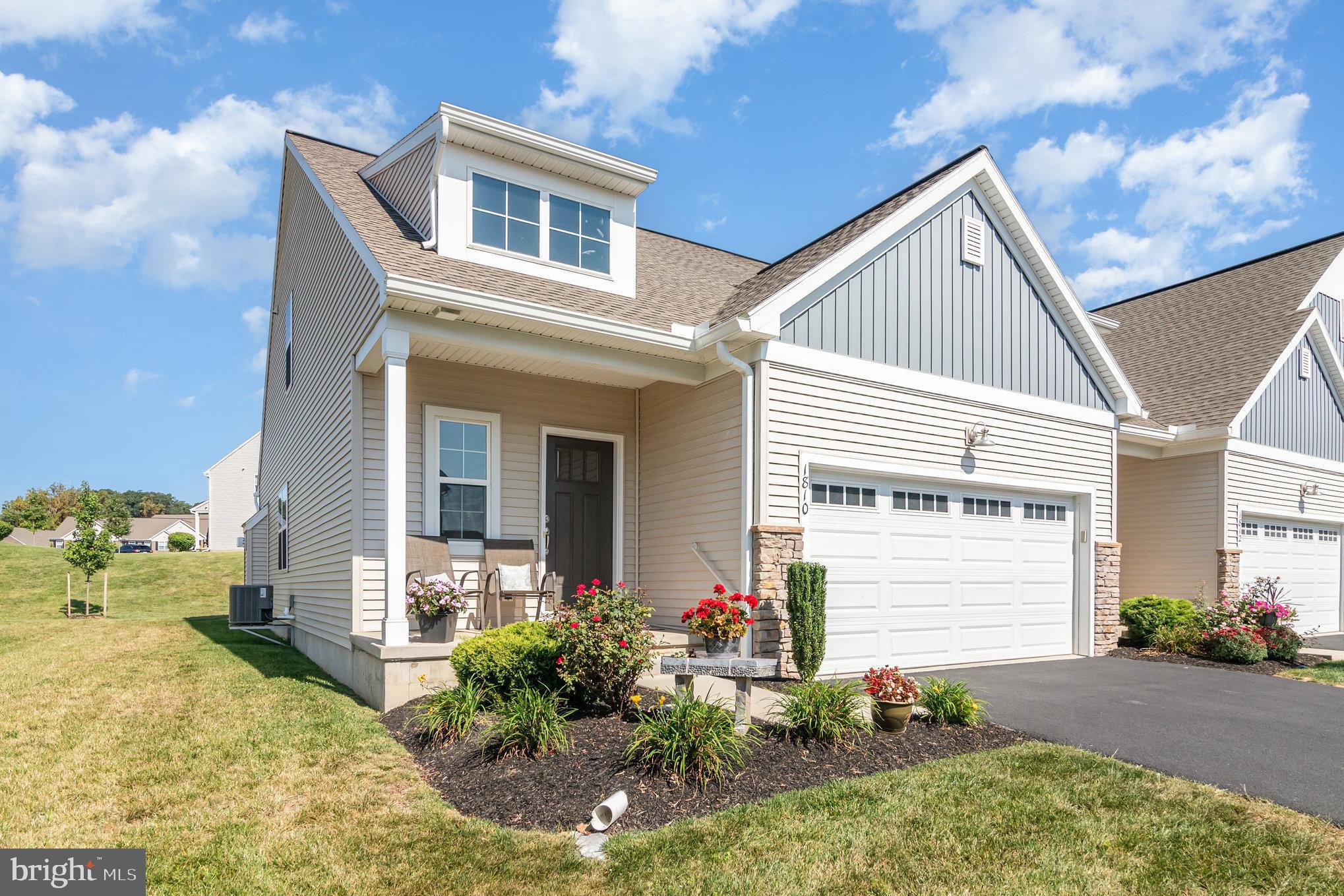 1810 SHADY LANE