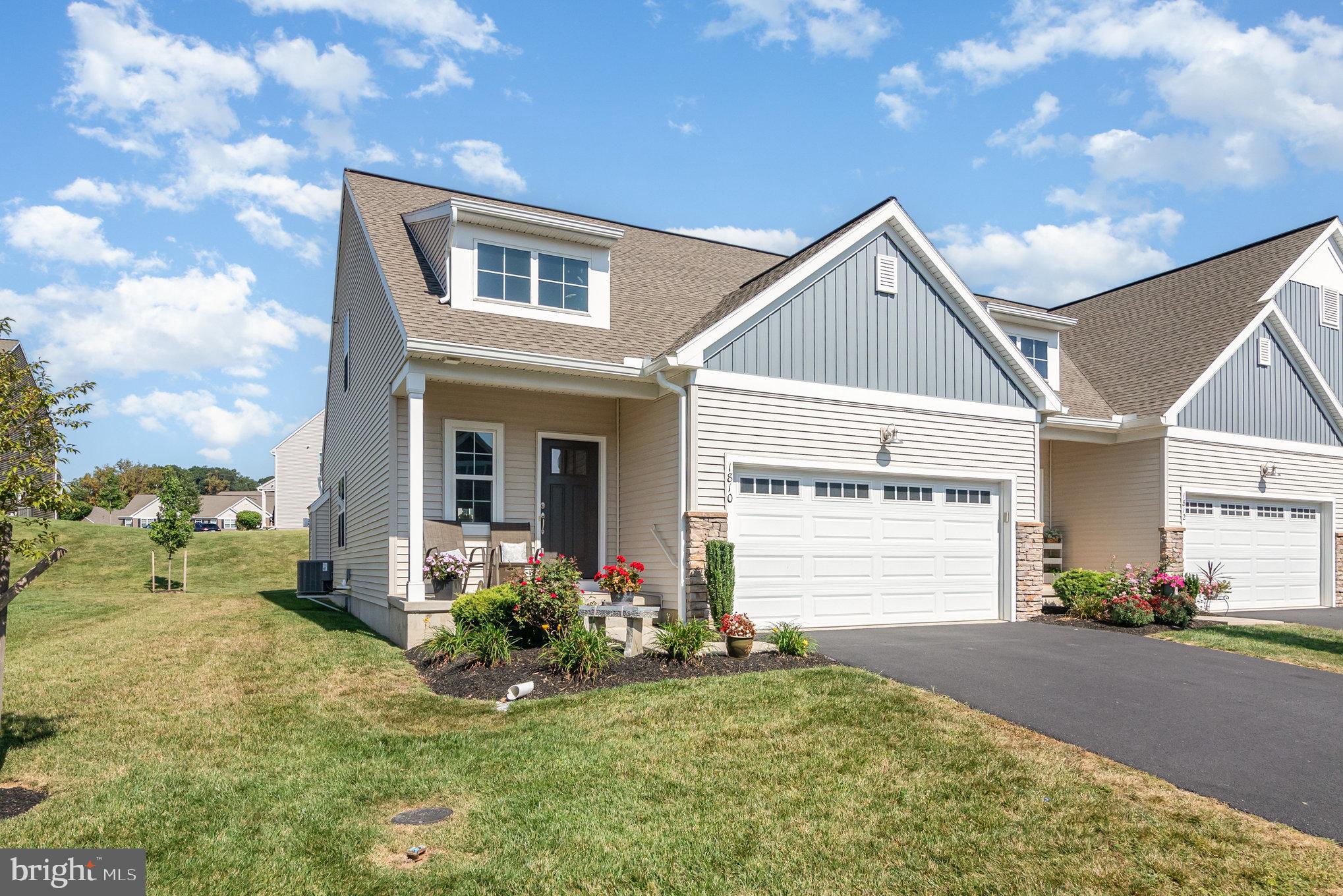 1810 SHADY LANE