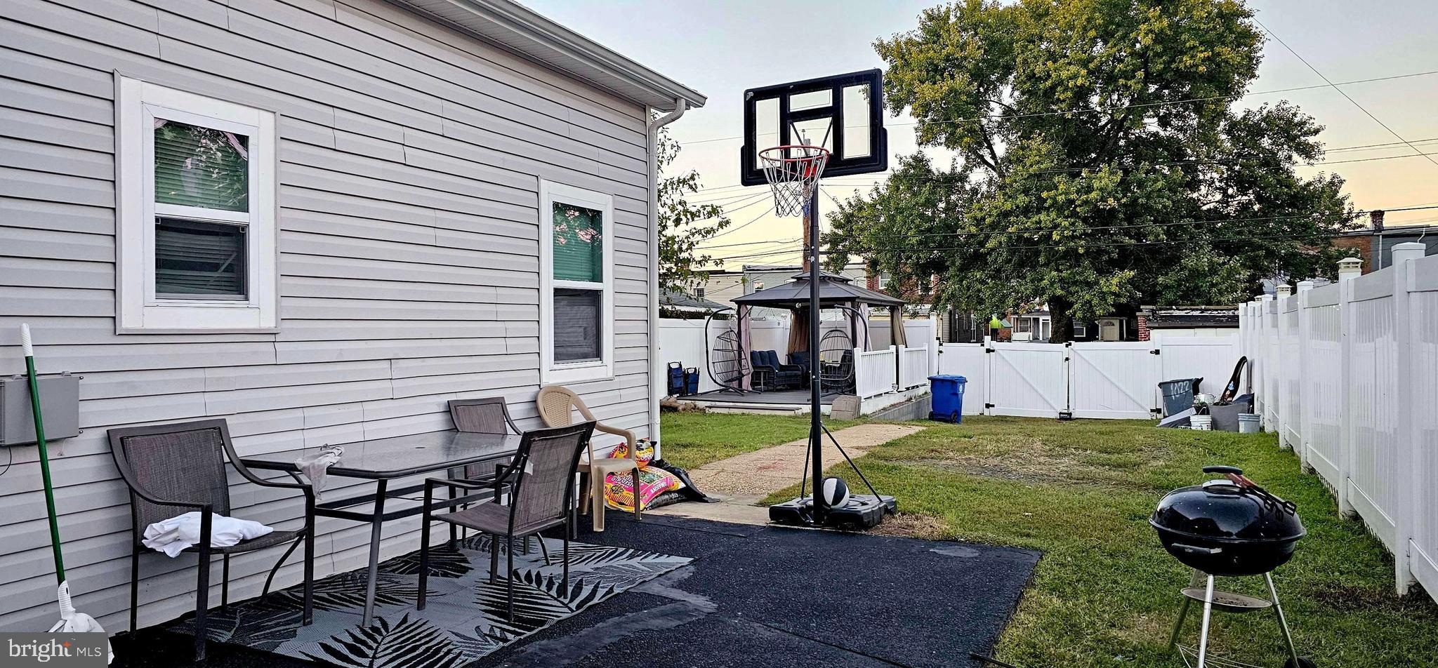 BROOKLYN - Residential