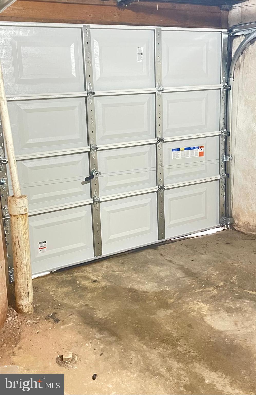 WEST OAK LANE - Residential Income