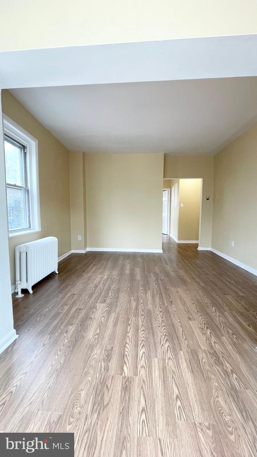 WEST OAK LANE - Residential Income