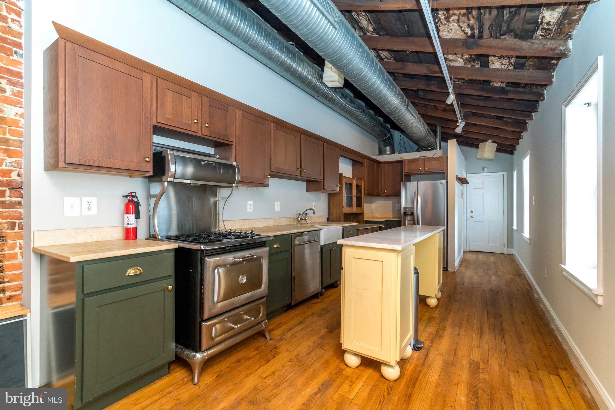 FELLS POINT HISTORIC DISTRICT - Residential Lease