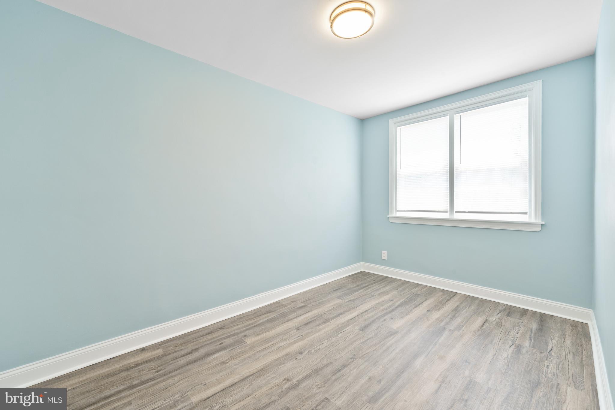 MAYFAIR (WEST) - Residential