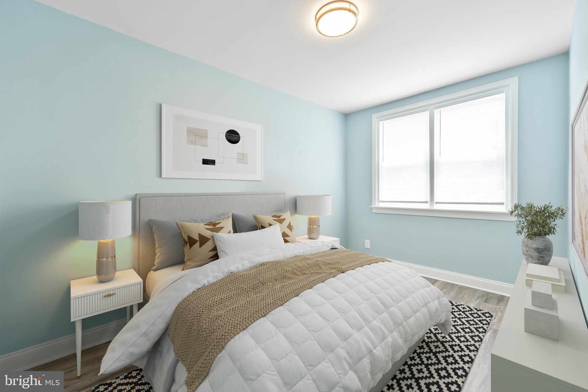 MAYFAIR (WEST) - Residential