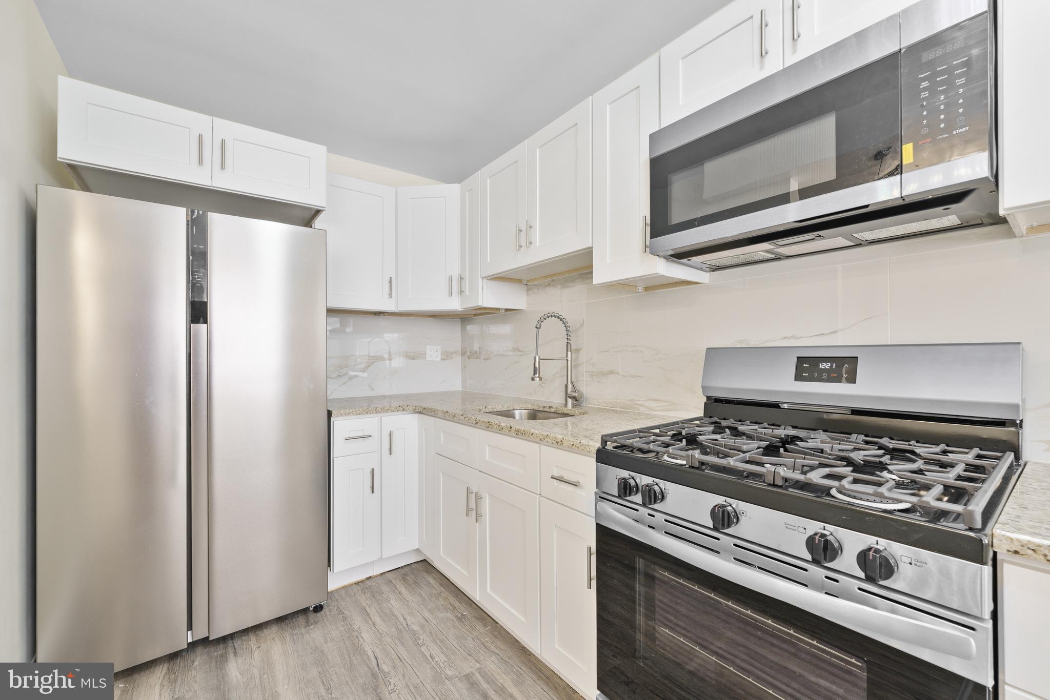 MAYFAIR (WEST) - Residential