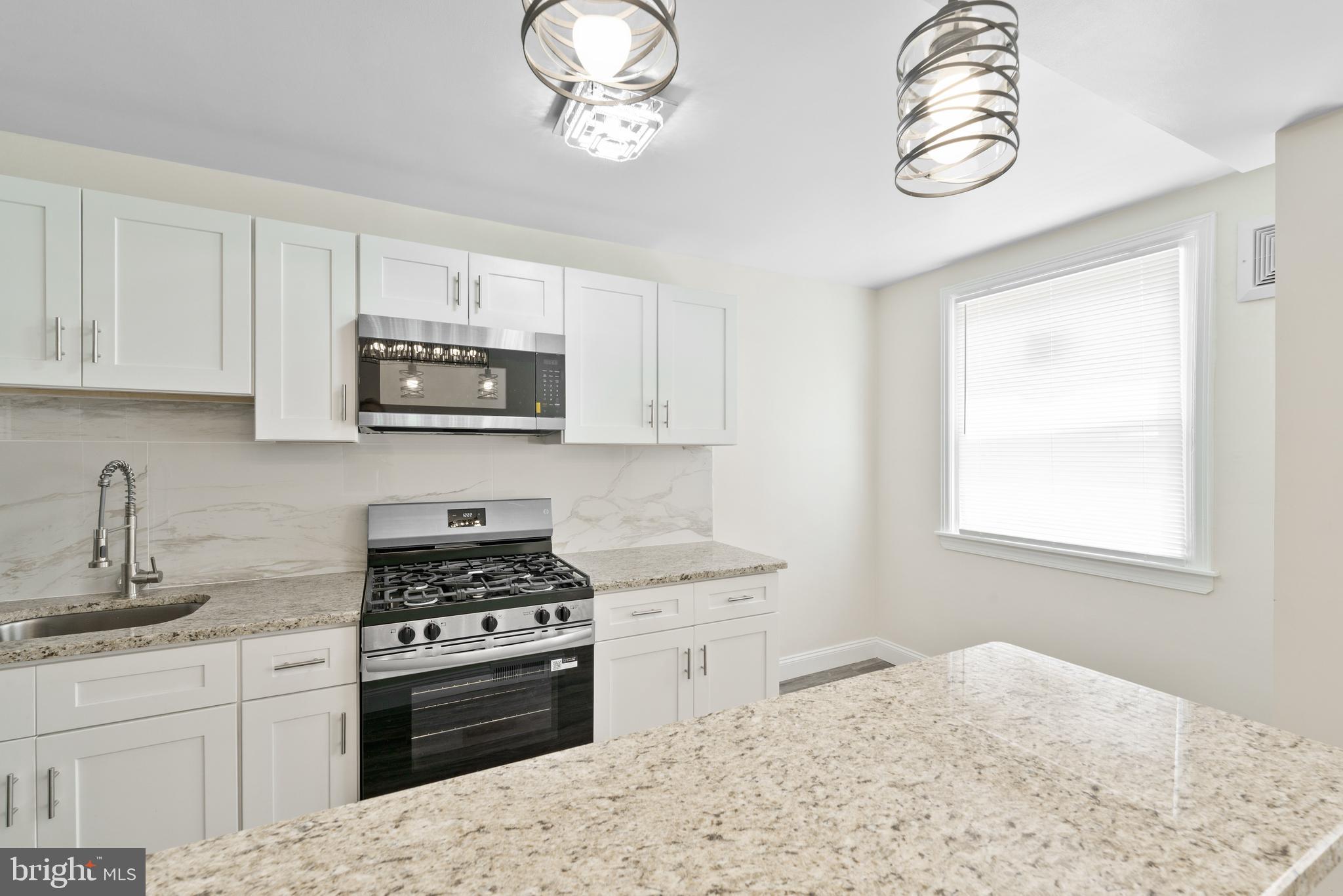 MAYFAIR (WEST) - Residential