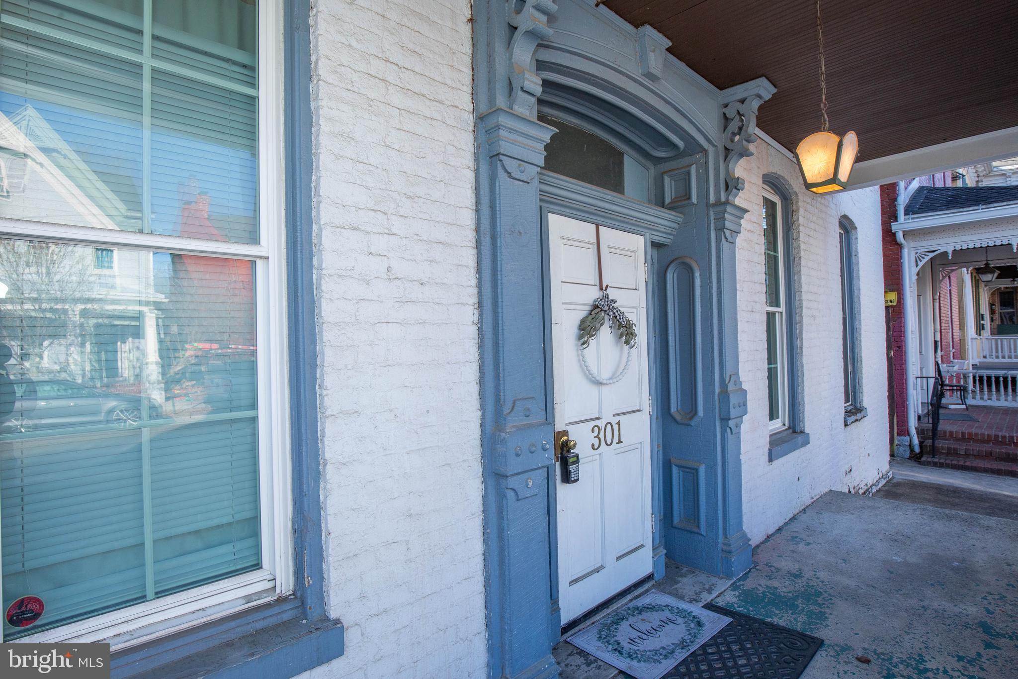 MARTINSBURG CITY - Residential Lease