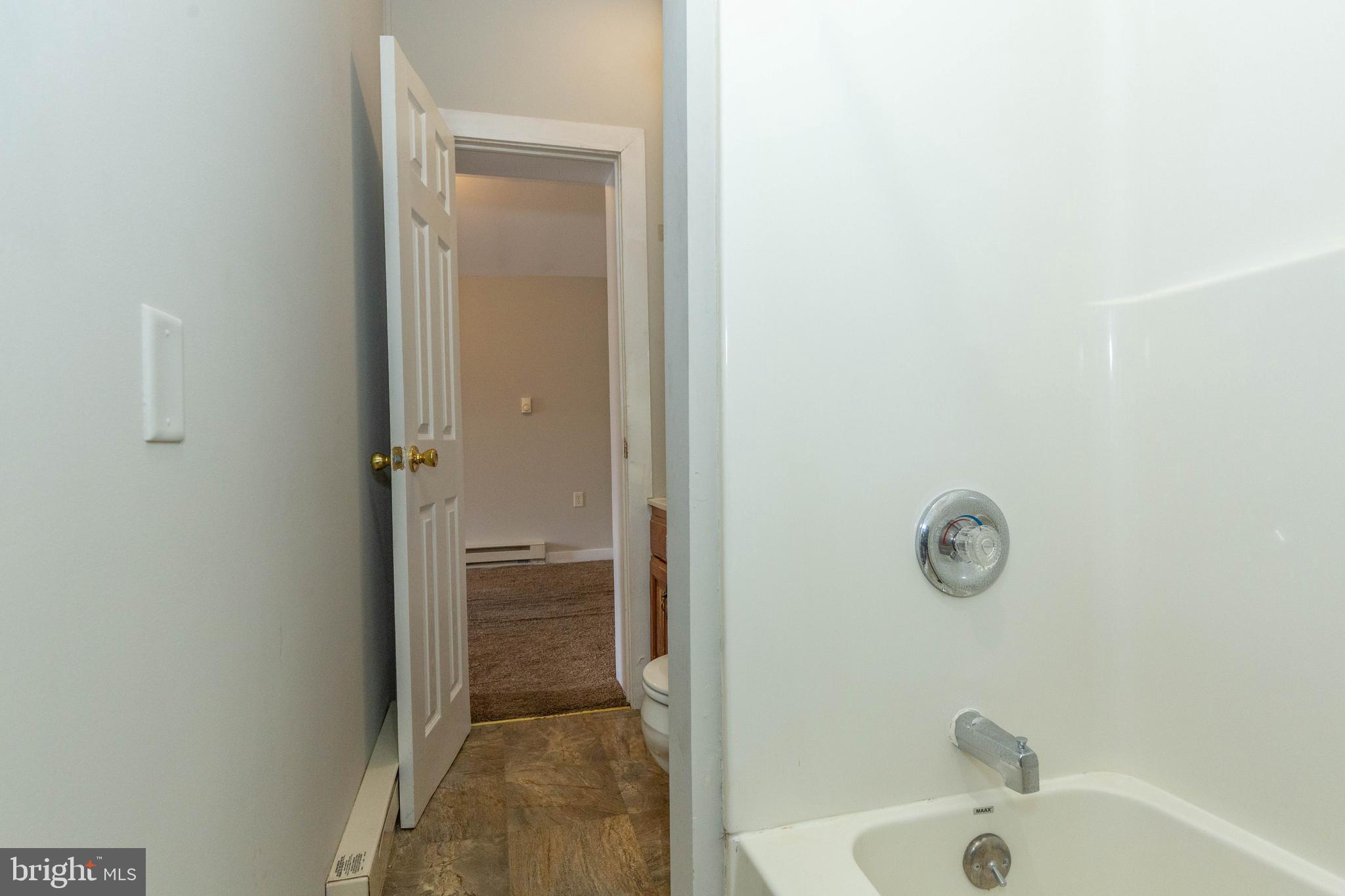 MARTINSBURG CITY - Residential Lease