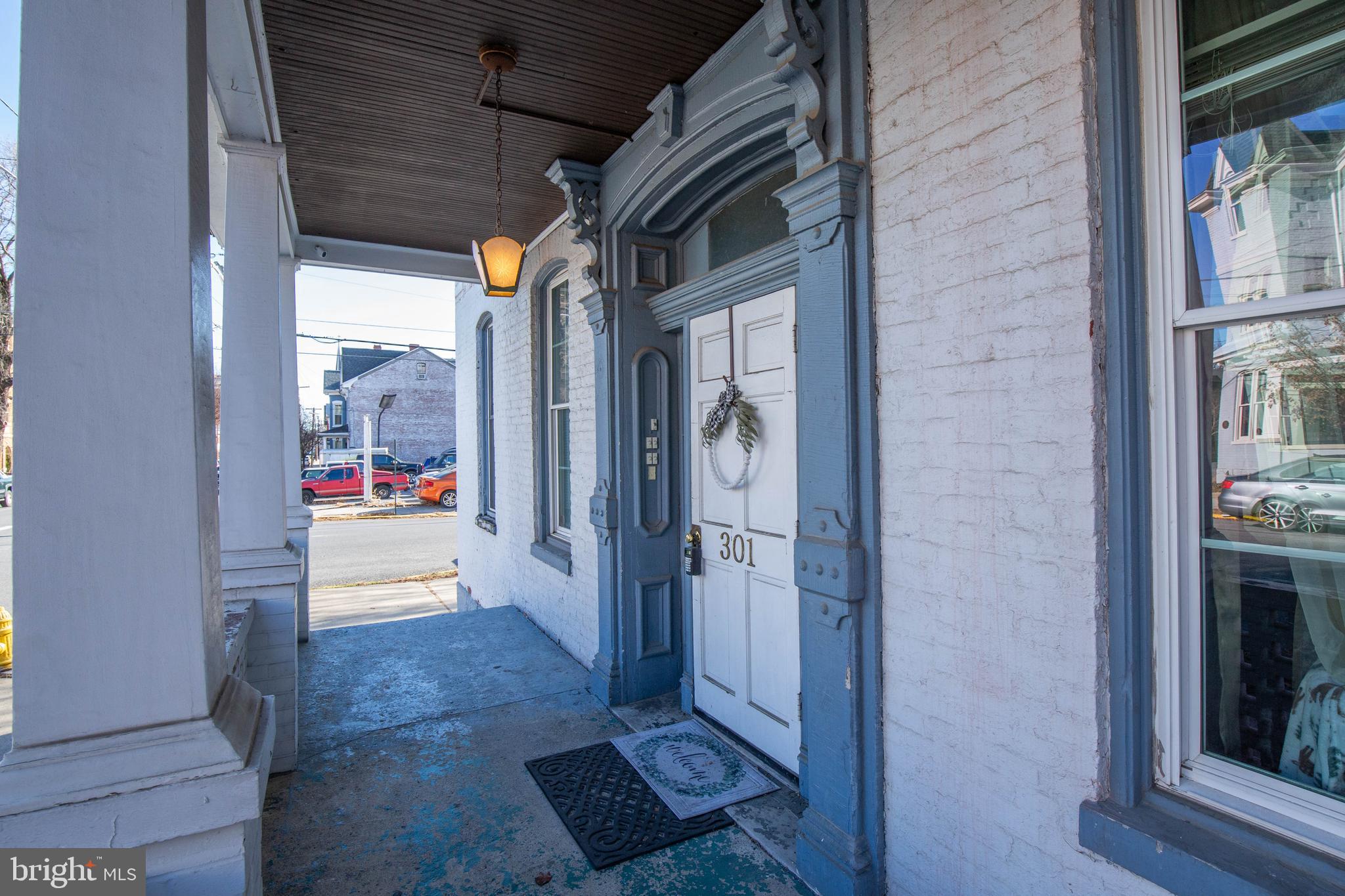 MARTINSBURG CITY - Residential Lease