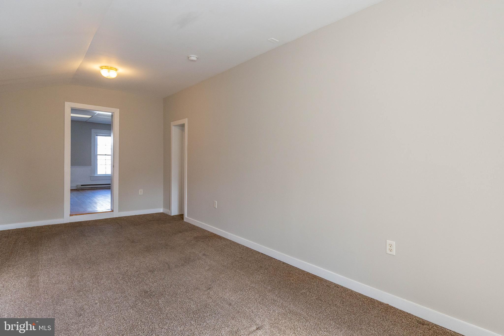 MARTINSBURG CITY - Residential Lease