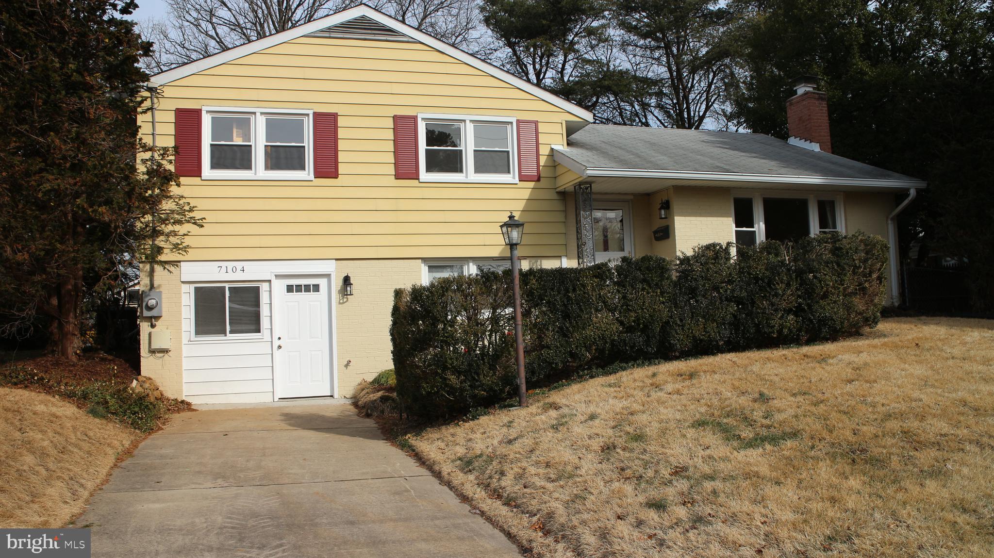 CRESTWOOD MANOR - Residential