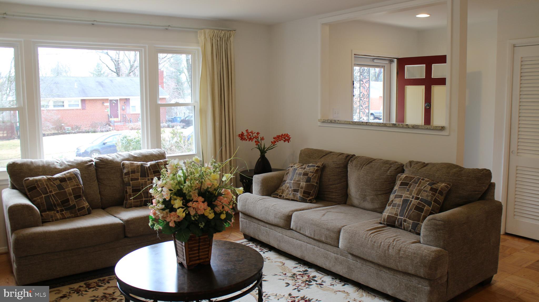 CRESTWOOD MANOR - Residential