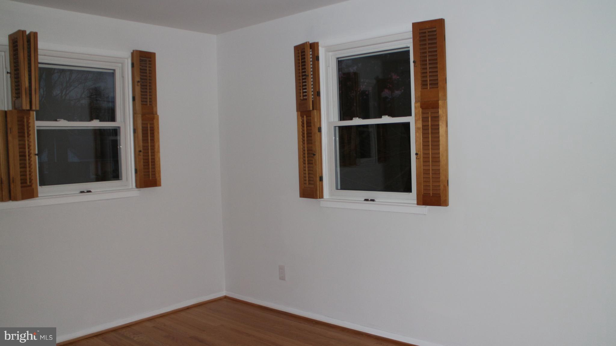 CRESTWOOD MANOR - Residential