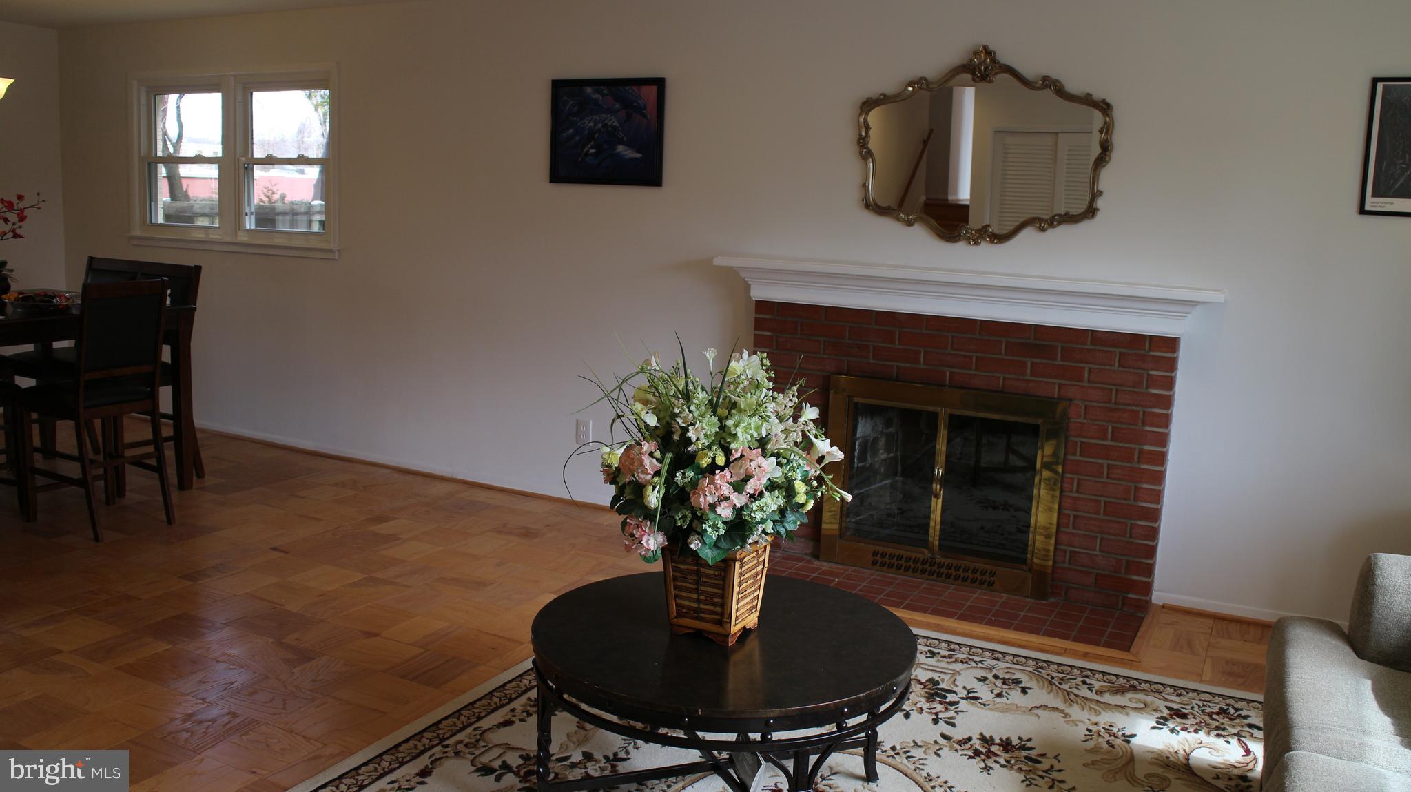 CRESTWOOD MANOR - Residential