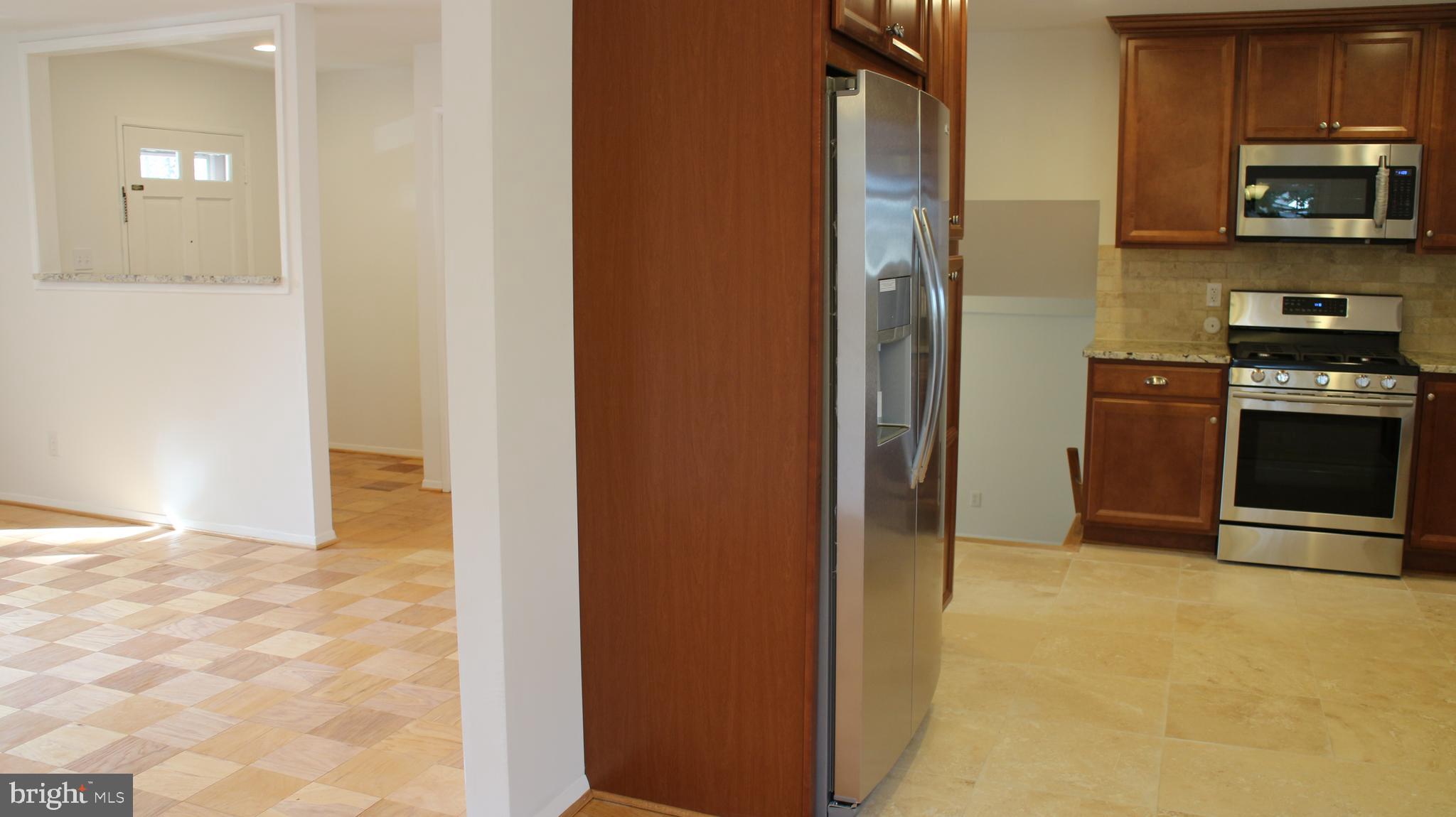 CRESTWOOD MANOR - Residential