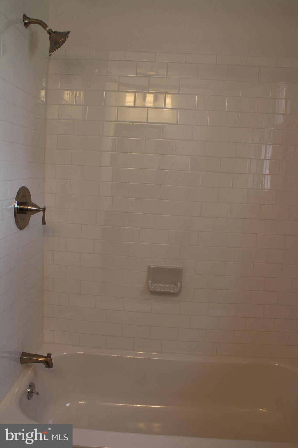 CRESTWOOD MANOR - Residential