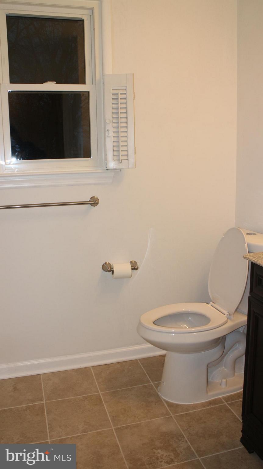 CRESTWOOD MANOR - Residential