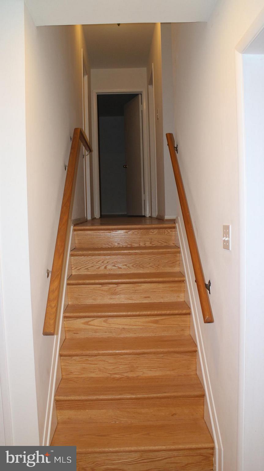 CRESTWOOD MANOR - Residential