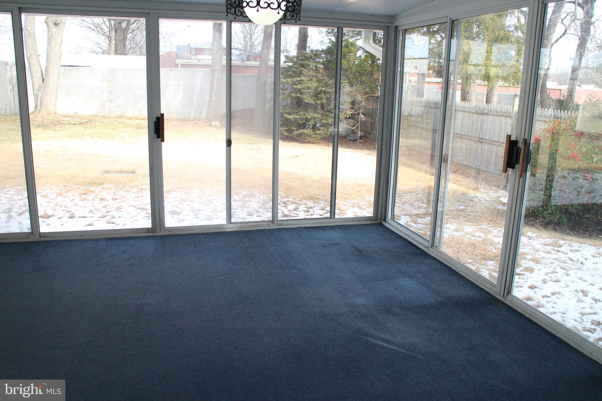 CRESTWOOD MANOR - Residential