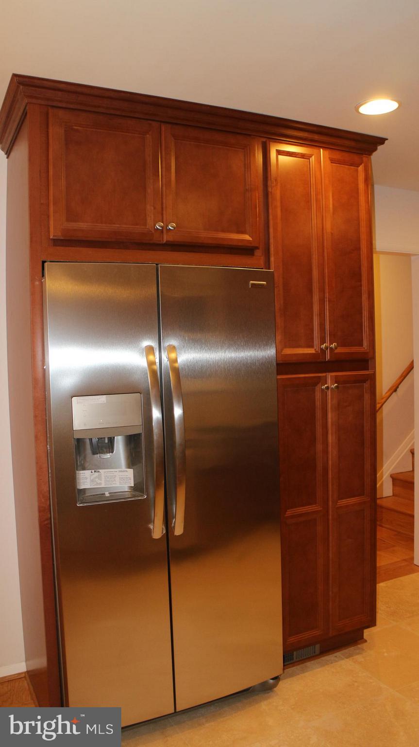 CRESTWOOD MANOR - Residential