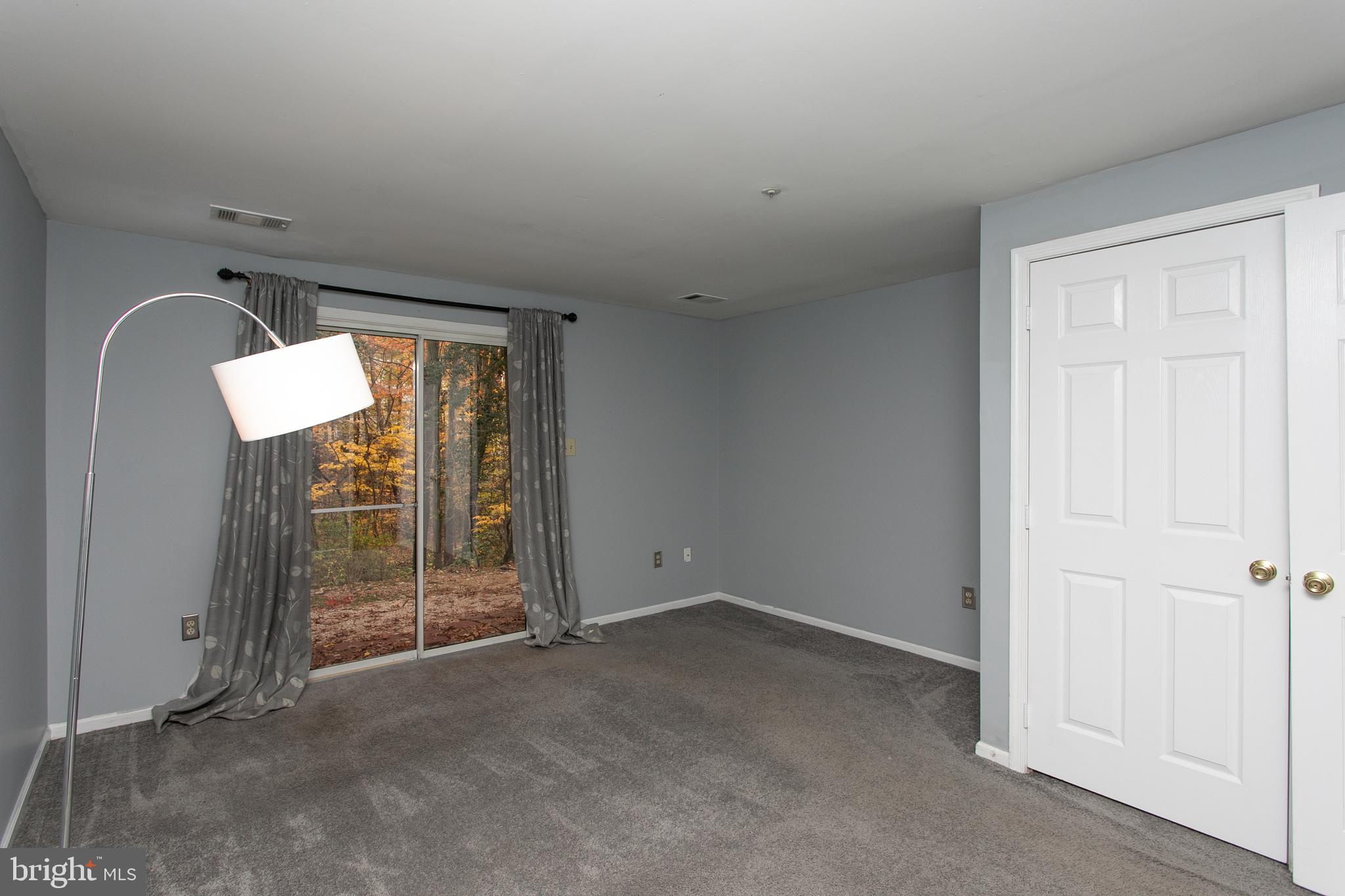 RUSSETT - Residential