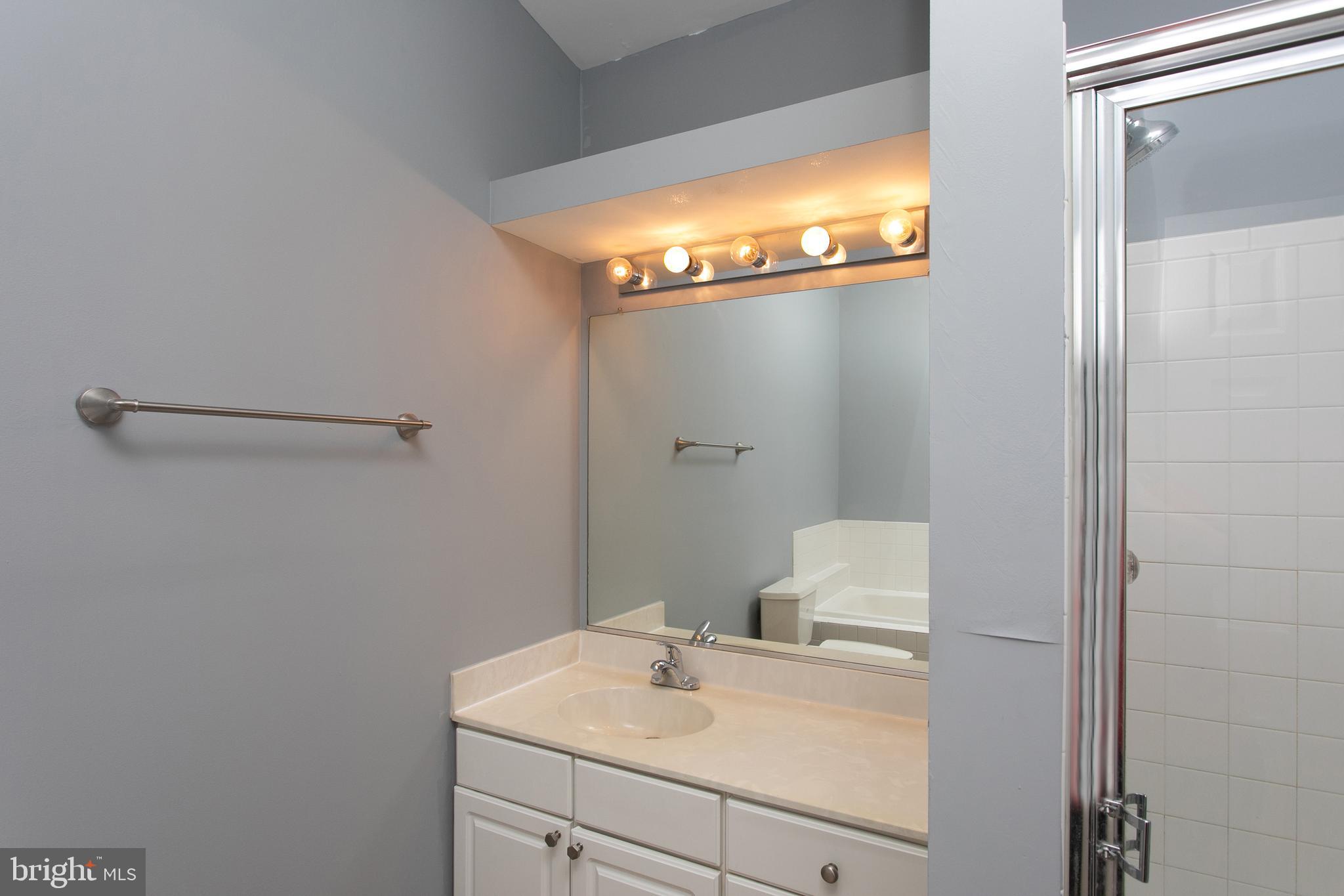 RUSSETT - Residential