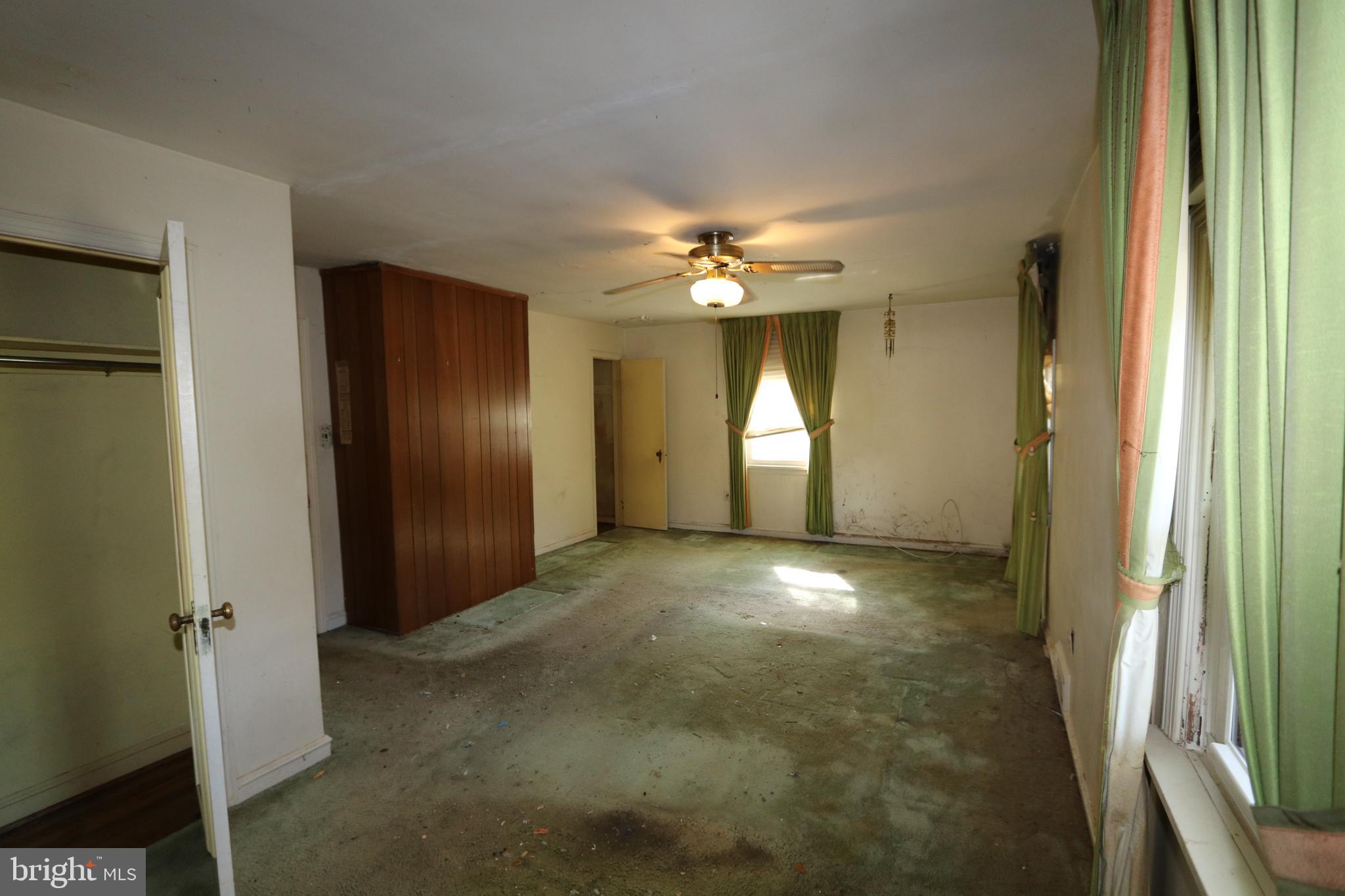 GREENSPRING - Residential