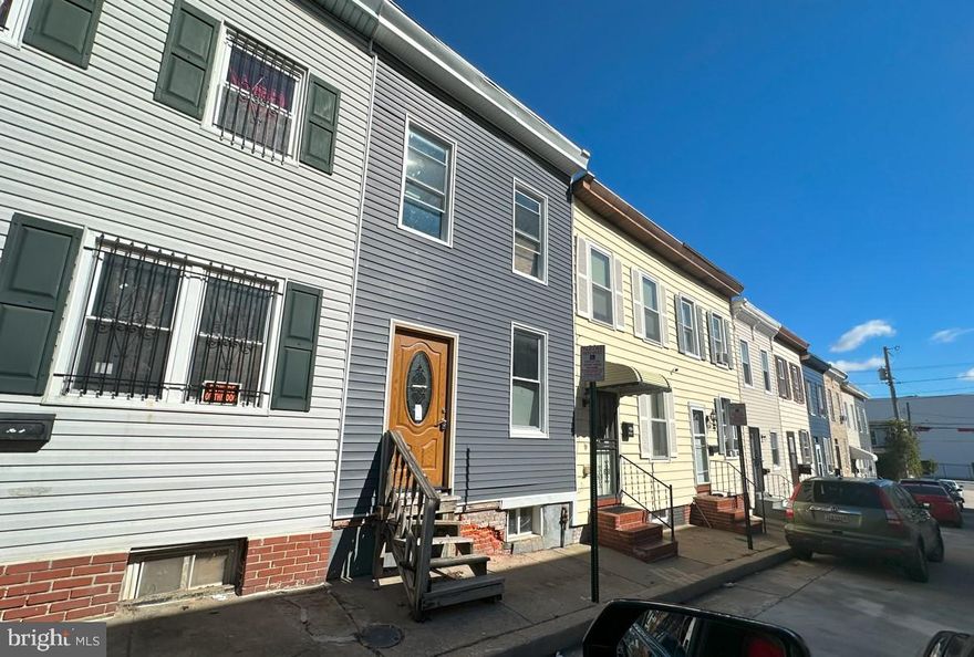 ONLINE AUCTION: Bidding begins 1/19 @ 10:00 AM. Bidding ends 1/23 @ 12:30 PM. List Price is Suggested Opening Bid. 2 Story Townhouse located in the Curtis Bay area of Baltimore City. Residents can enjoy the nearby attractions such as Bay Brook Park & Ritchie Hwy Shopping Center. Occupancy status is unknown. Easy Access to Major Traffic Artery Baltimore Beltway (695). Deposit: $5,000.
