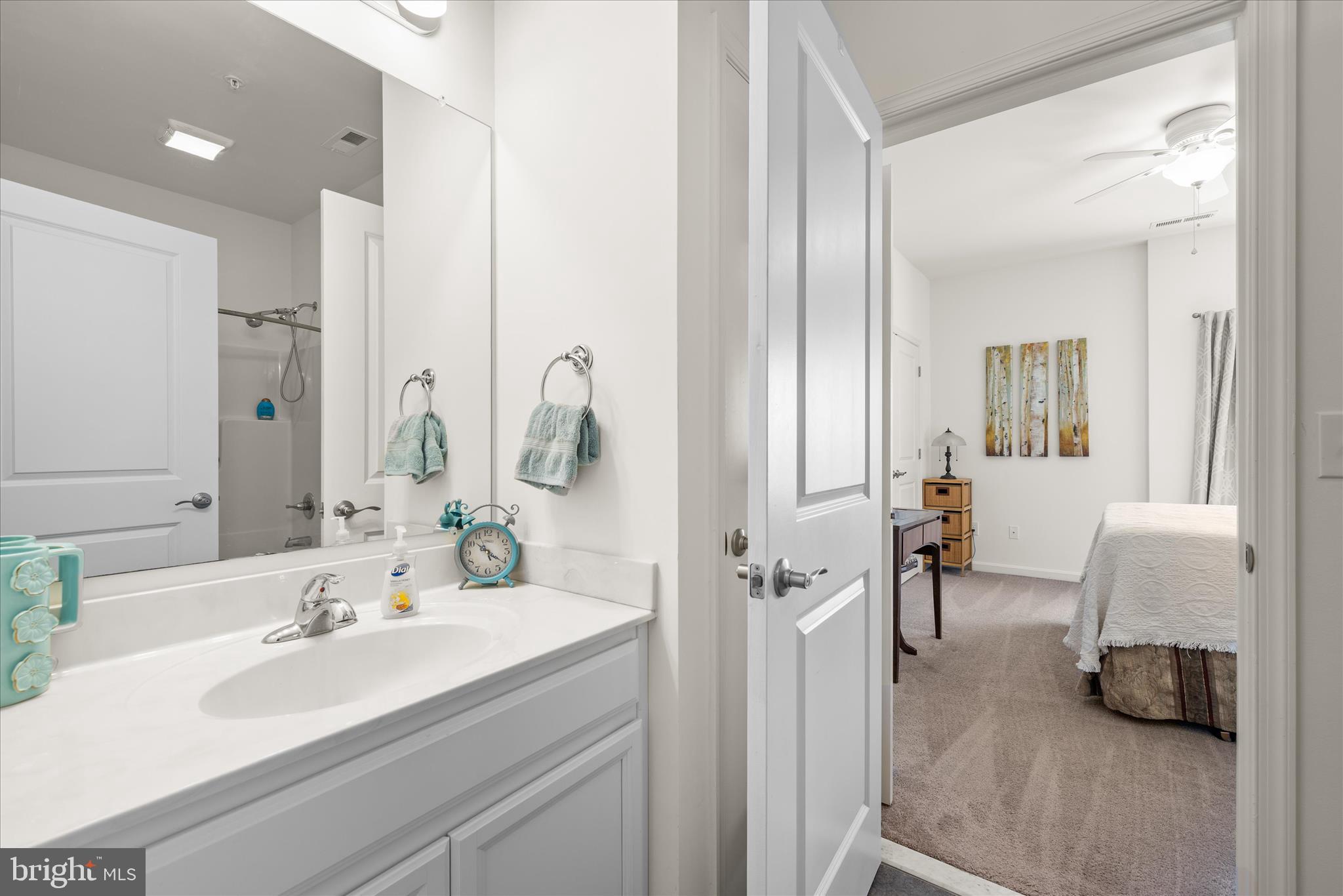 HEARTHSTONE MANOR - Residential