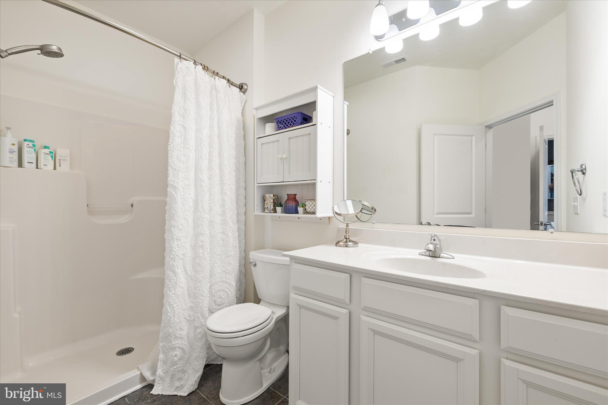 HEARTHSTONE MANOR - Residential