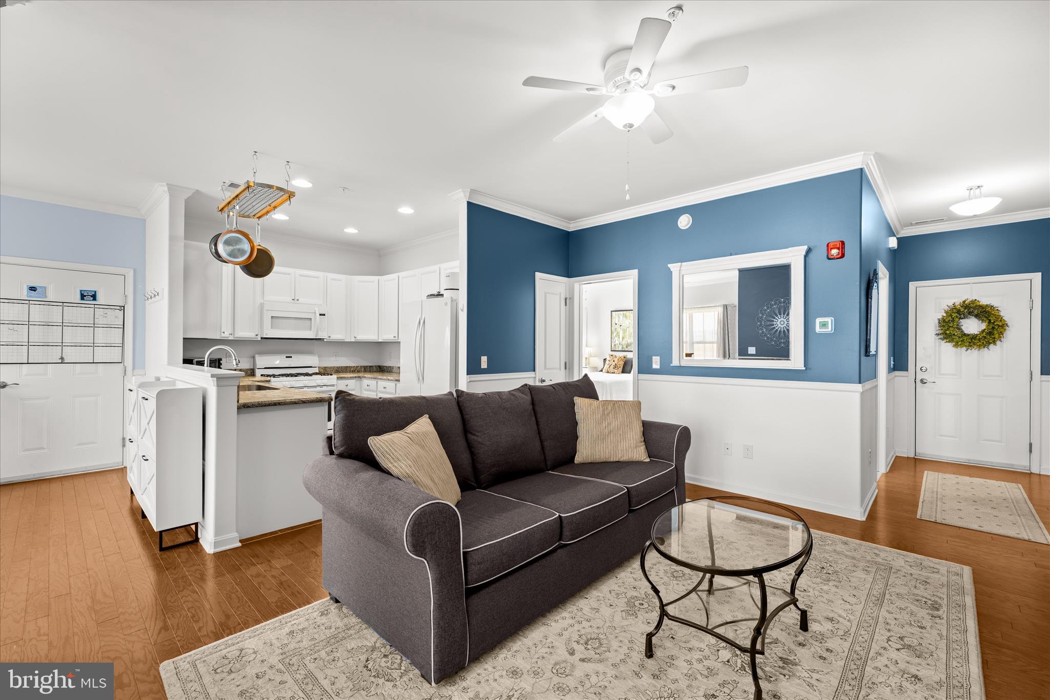 HEARTHSTONE MANOR - Residential