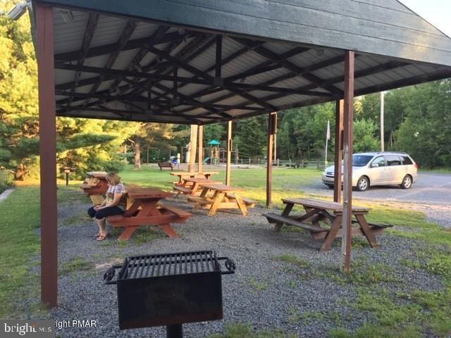 GREENWOOD ACRES - Residential