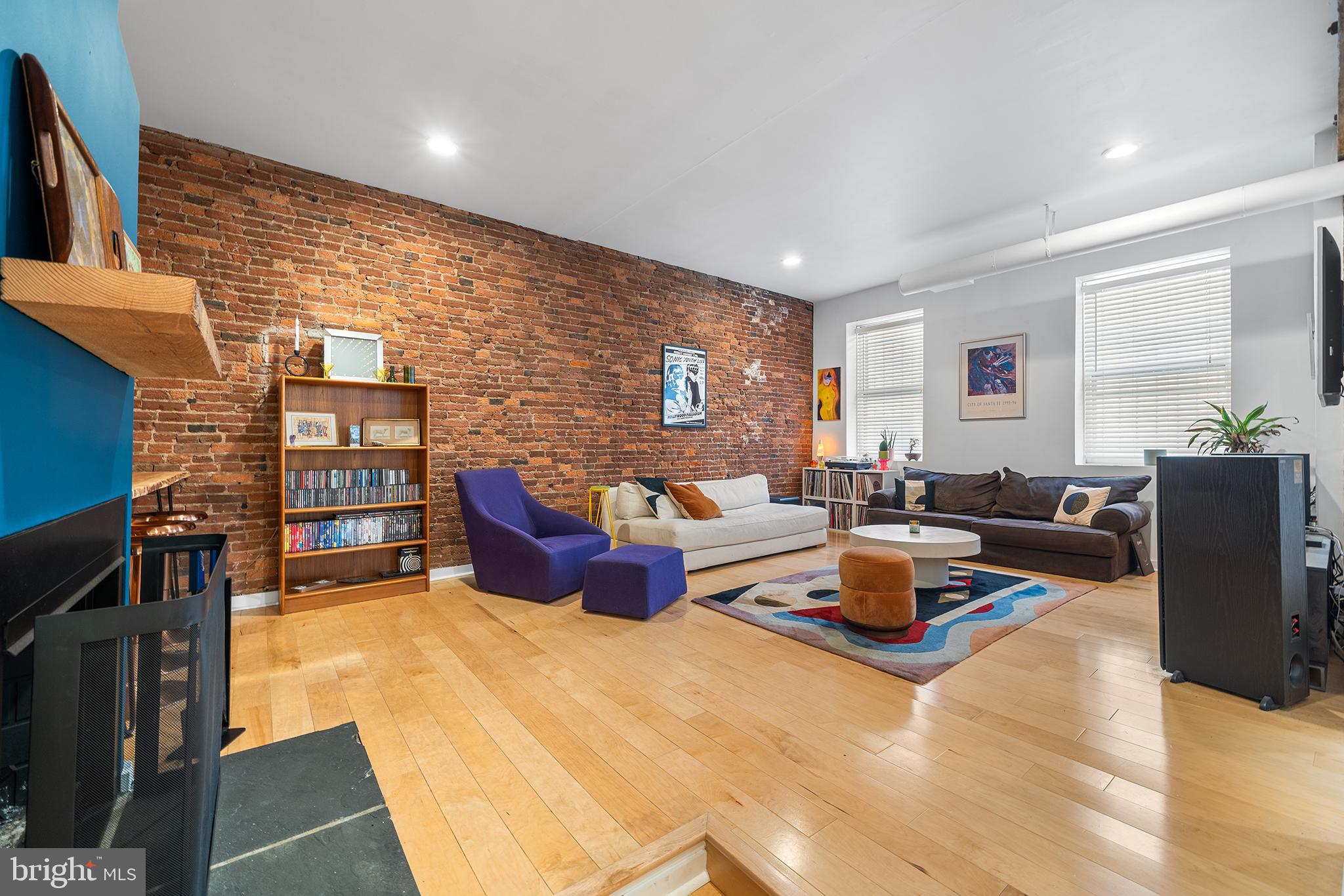 SOCIETY HILL - Residential