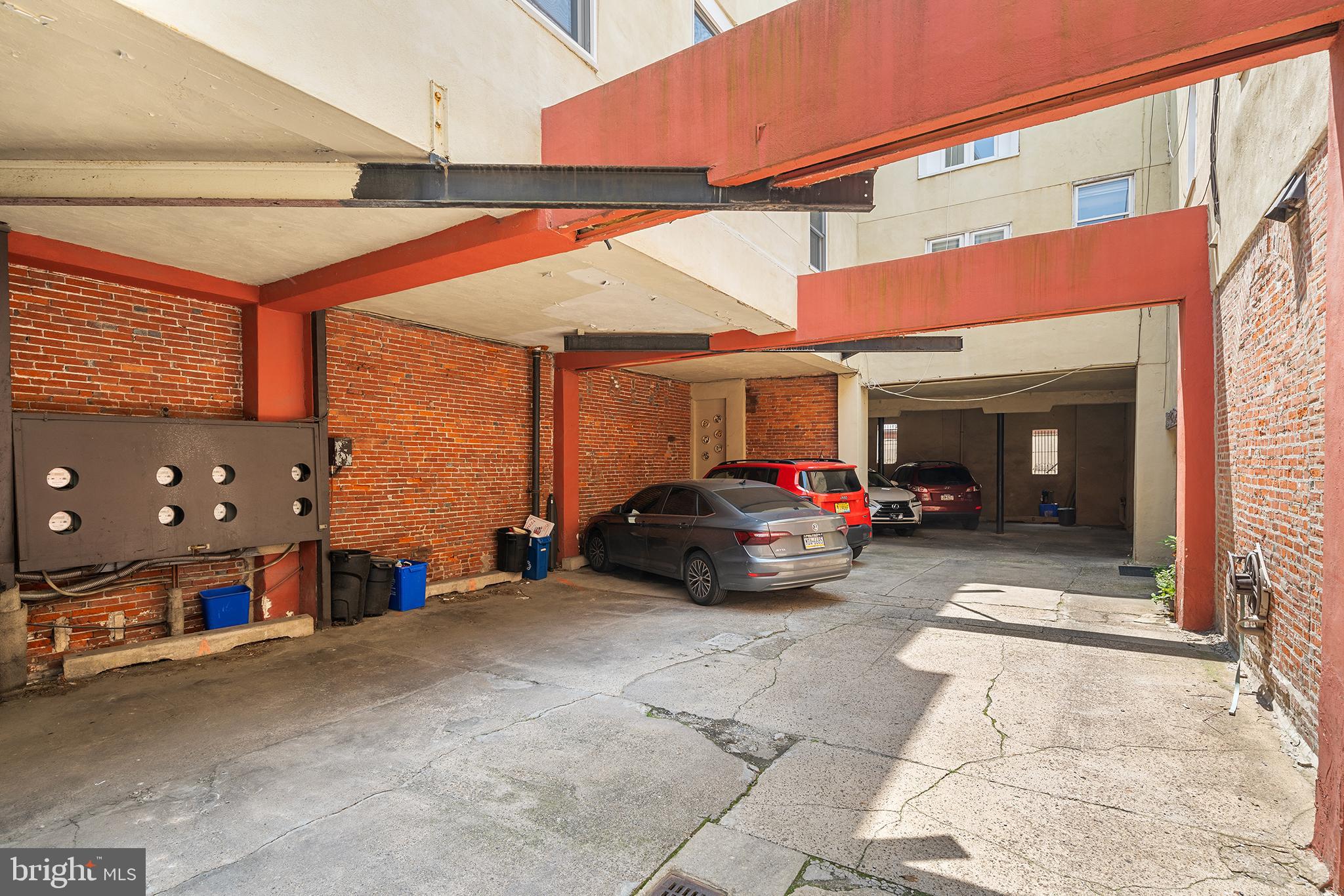 SOCIETY HILL - Residential