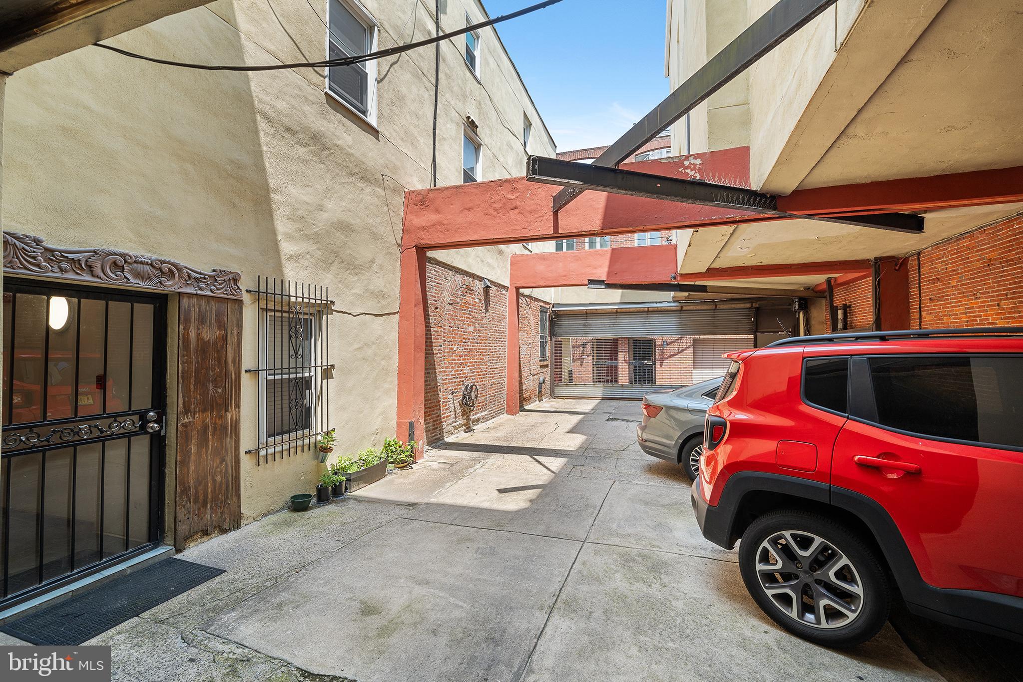 SOCIETY HILL - Residential