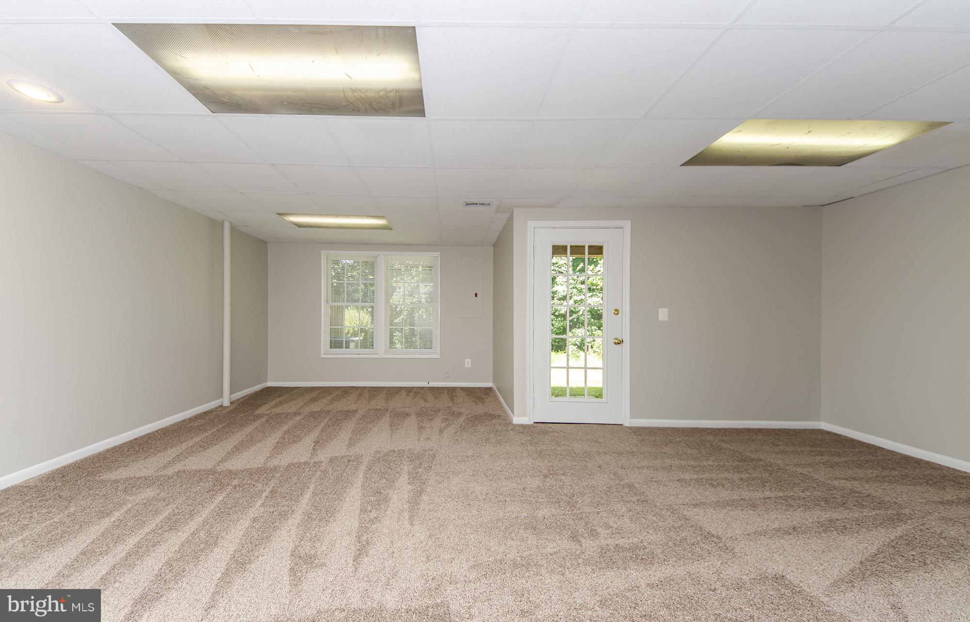 BURKE CENTRE - Residential Lease