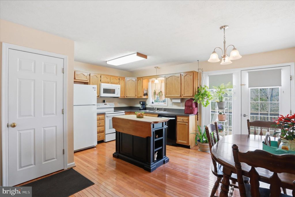 Photo of 1158 Drummer Hill Road, FRONT ROYAL, VA 22630 (MLS # VAWR2013606)