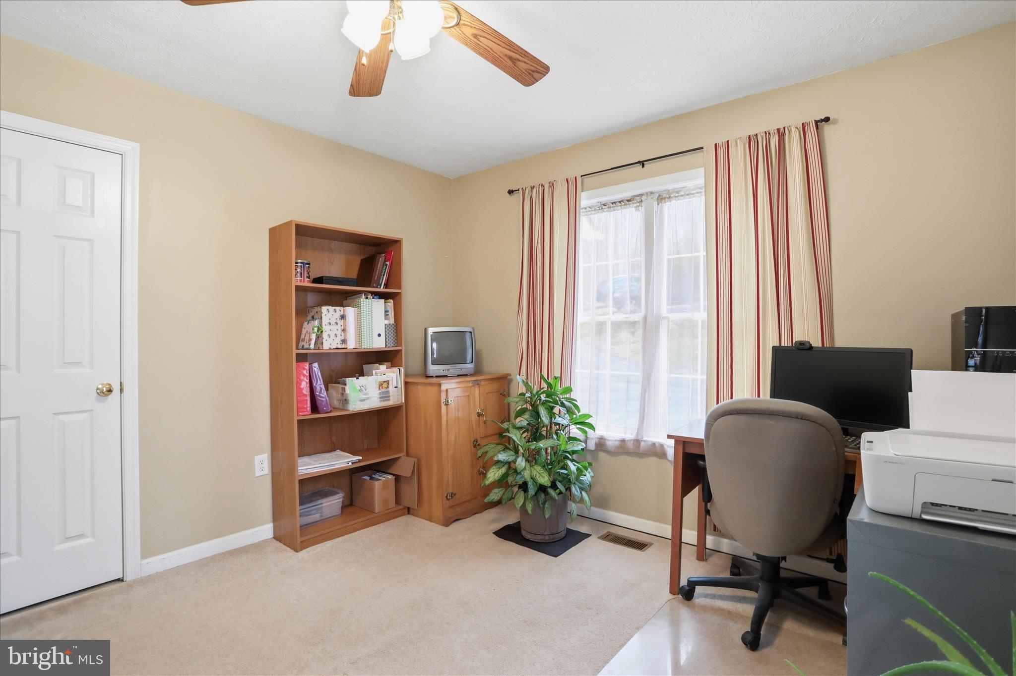 SHEN FARMS MT LAKE - Residential