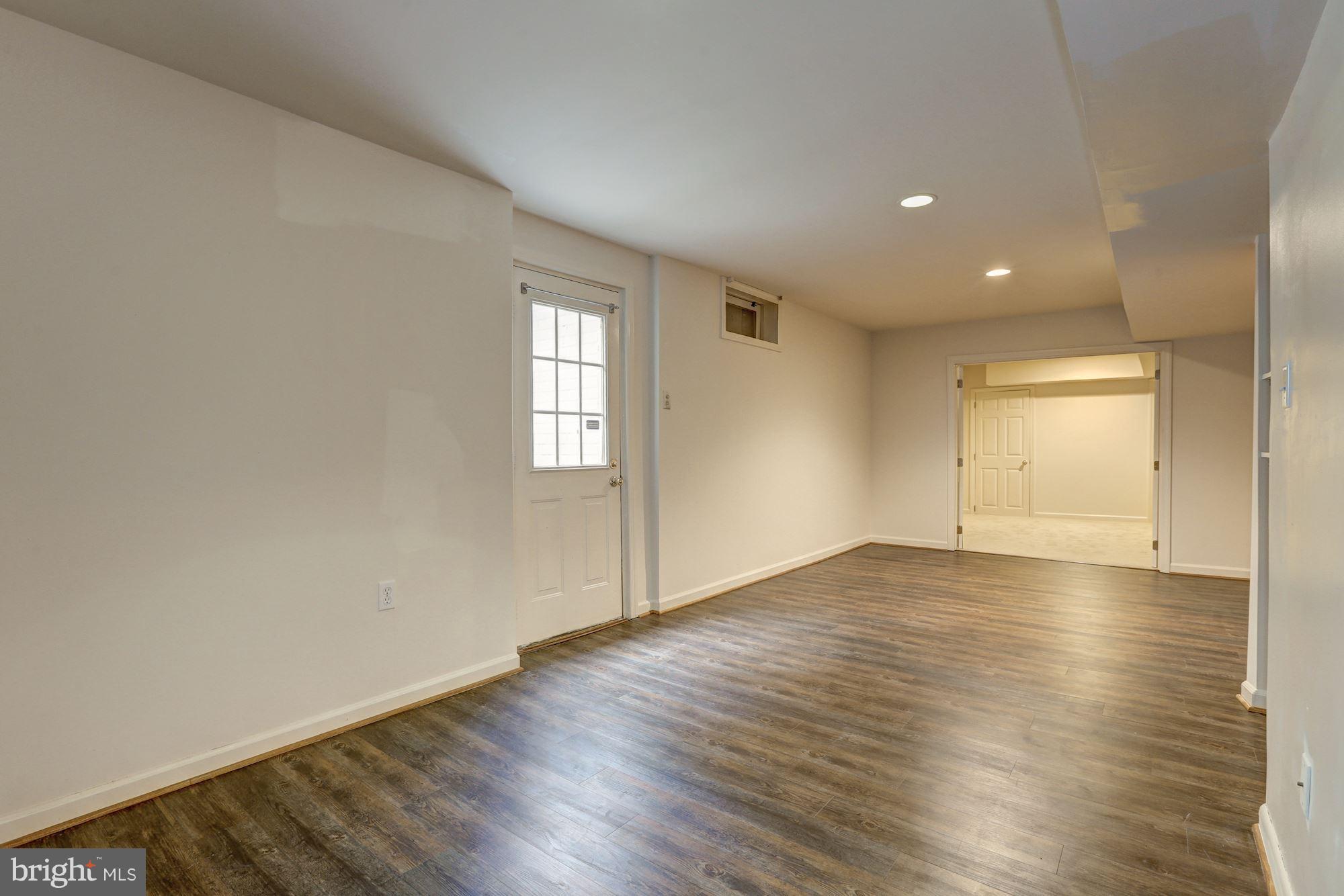 BLUNT COMMONS - Residential