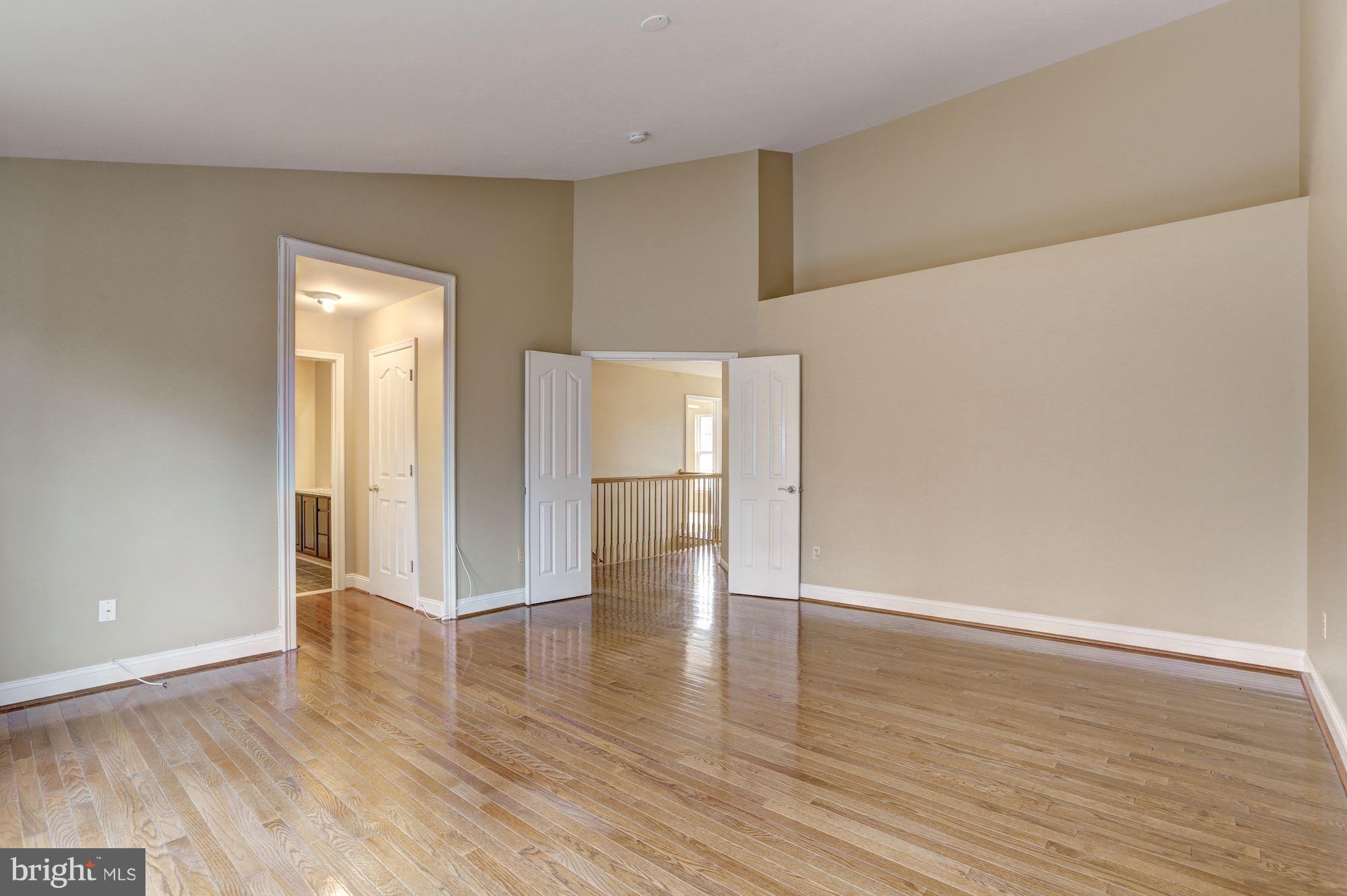 BLUNT COMMONS - Residential