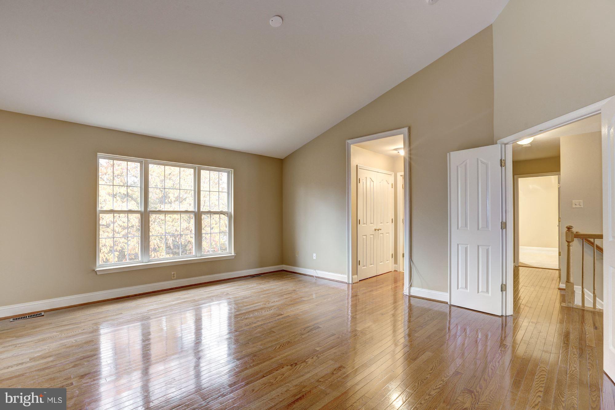 BLUNT COMMONS - Residential